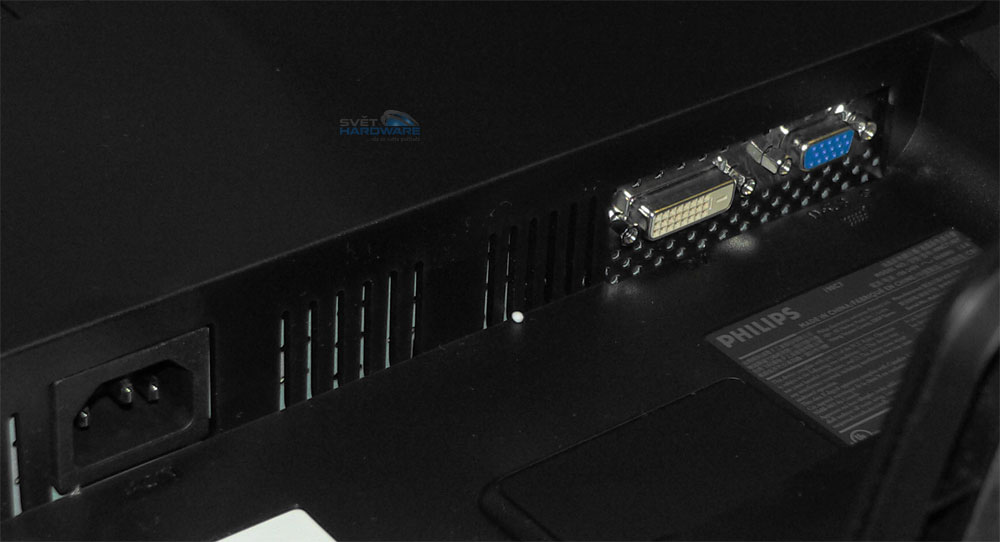 Megatest 19" LCD pro hráče: Philips 190C7FS