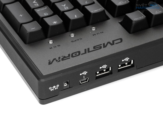 CM Storm Trigger: mechanika s podsvícením