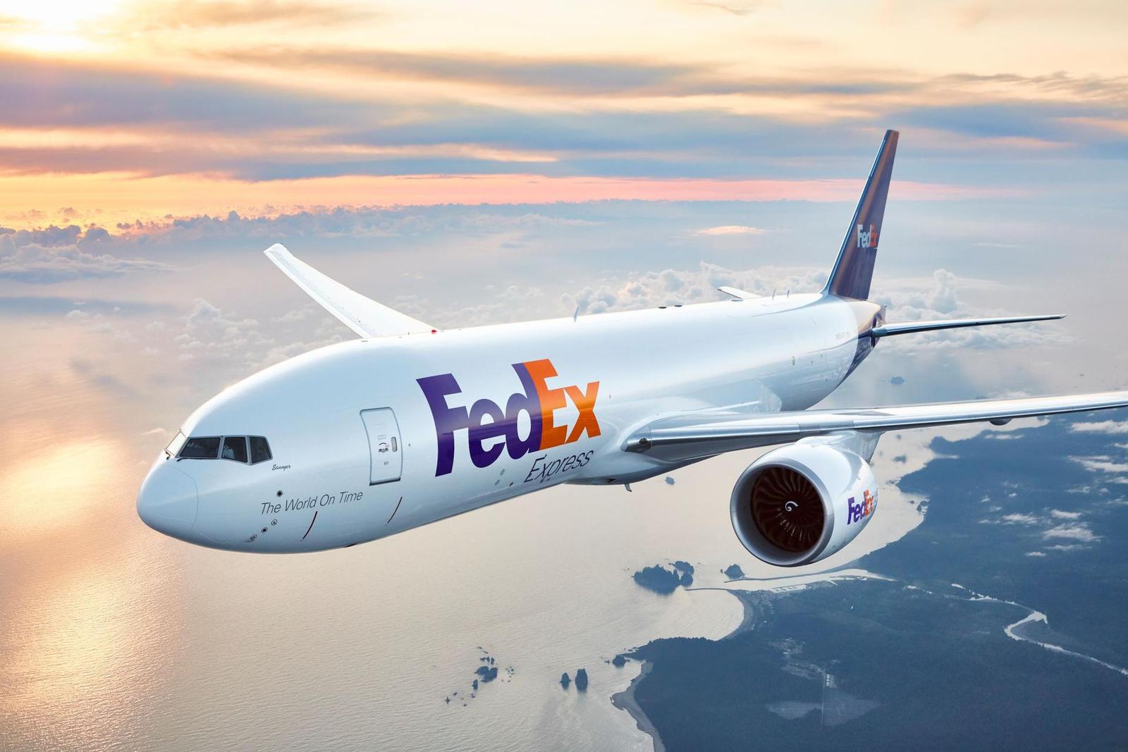 FedEx chce svá letadla chránit před raketami pomocí laserů