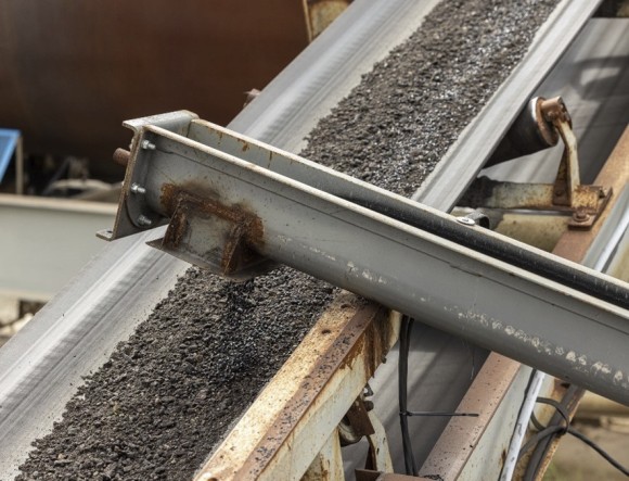 Canon recykluje zbytkový toner na příměs do asfaltu pro stavbu silnic