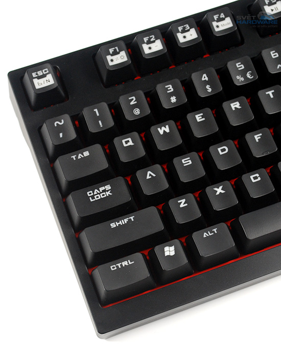 CM Storm QuickFire TK: malá, podsvícená a mechanická