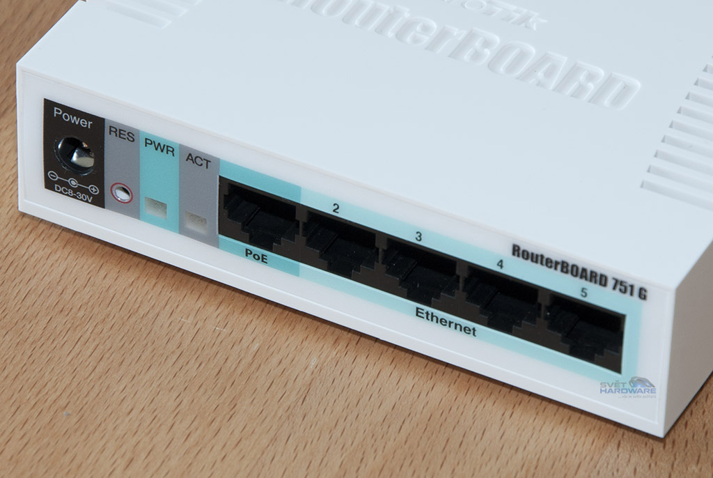 Mikrotik RB751G-2HnD: bezkonkurenční router?
