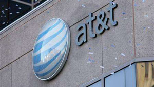 Společnosti Adobe a AT&T oznámily počty zaměstnanců, které propustí