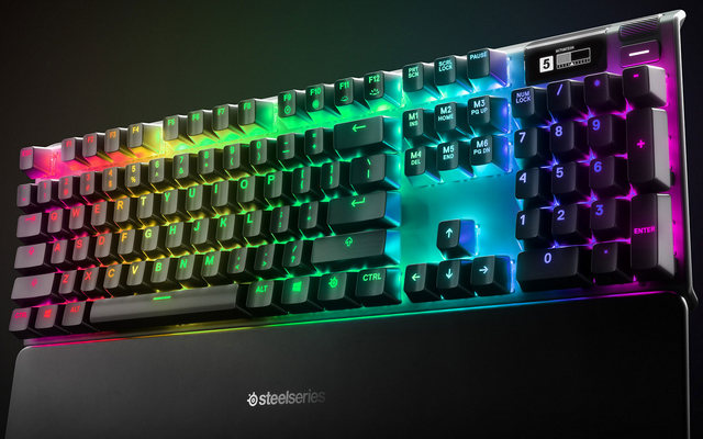 SteelSeries Apex Pro: přizpůsobitelná klávesnice s OLED displejem