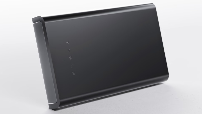 Tesla uvedla 1TB externí SSD pro svá auta, můžete tu uložit hry ze Steamu