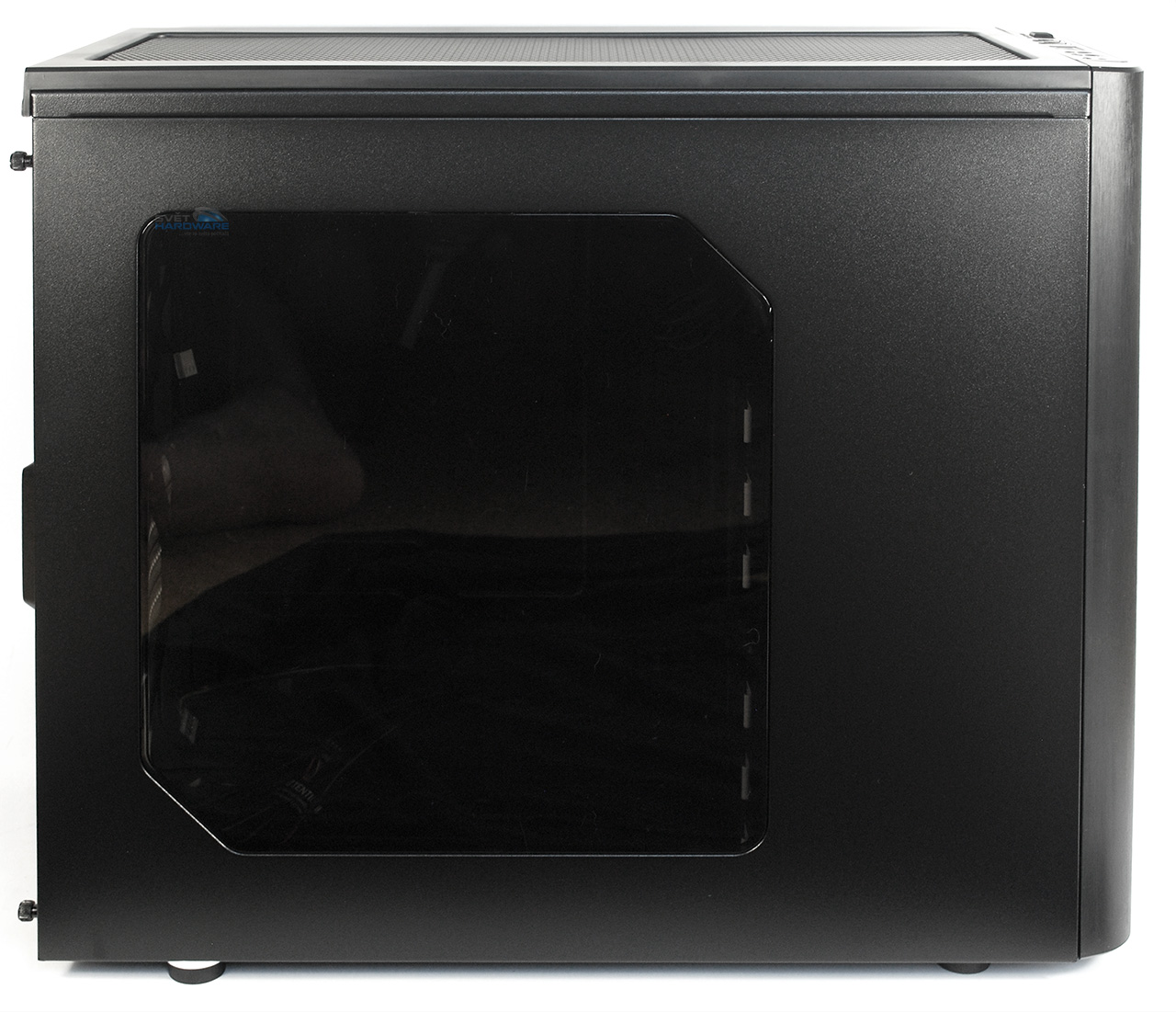 Fractal Design Arc Mini R2: malá, ale prostorná