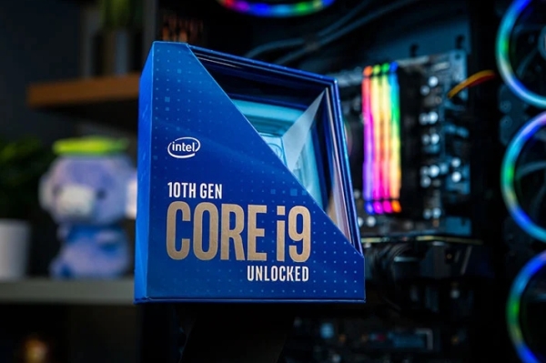 Intel Core i9-10900K běží až s 5,4 GHz na všech jádrech