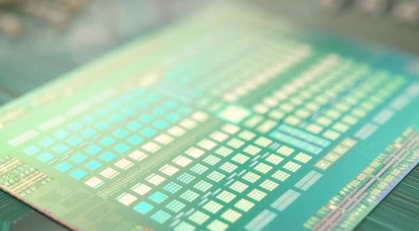 AMD chystá Polaris 12 a Polaris 10 XT2