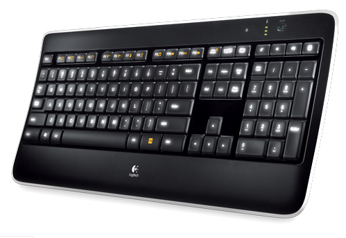 Logitech K800: bezdrátová i podsvícená