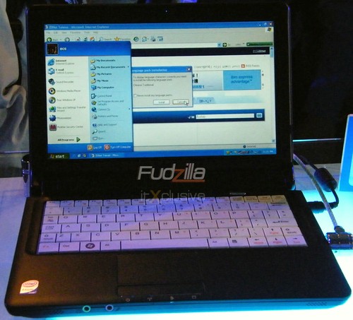 Intel GMA X4500HD zvládá HD video, Atom je venku