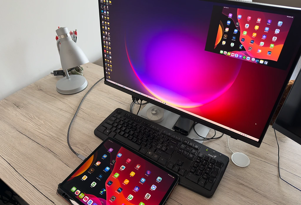 BenQ PD2730S - Picture in Picture (PiP)