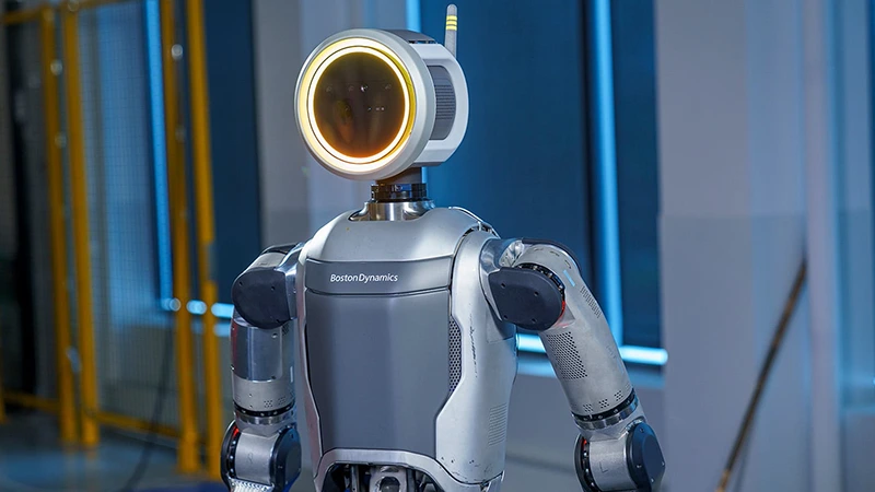 Boston Dynamics ukazuje plně elektrického robota Atlas a dává sbohem hydraulice