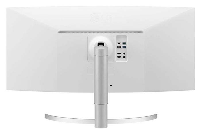 LG 38WN95C-W: 38" širokoúhlý a dobře vybavený Nano IPS