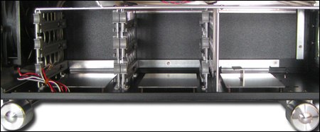 Lian Li PC-V1100B Plus: aluminiový high-end