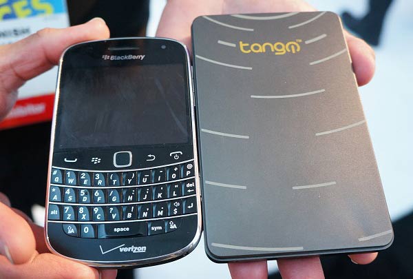 Tango PC: APU v počítači o velikosti telefonu