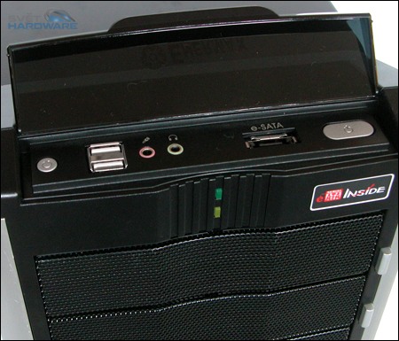 Enermax ECA3052 Chakra: eSATA na dosah