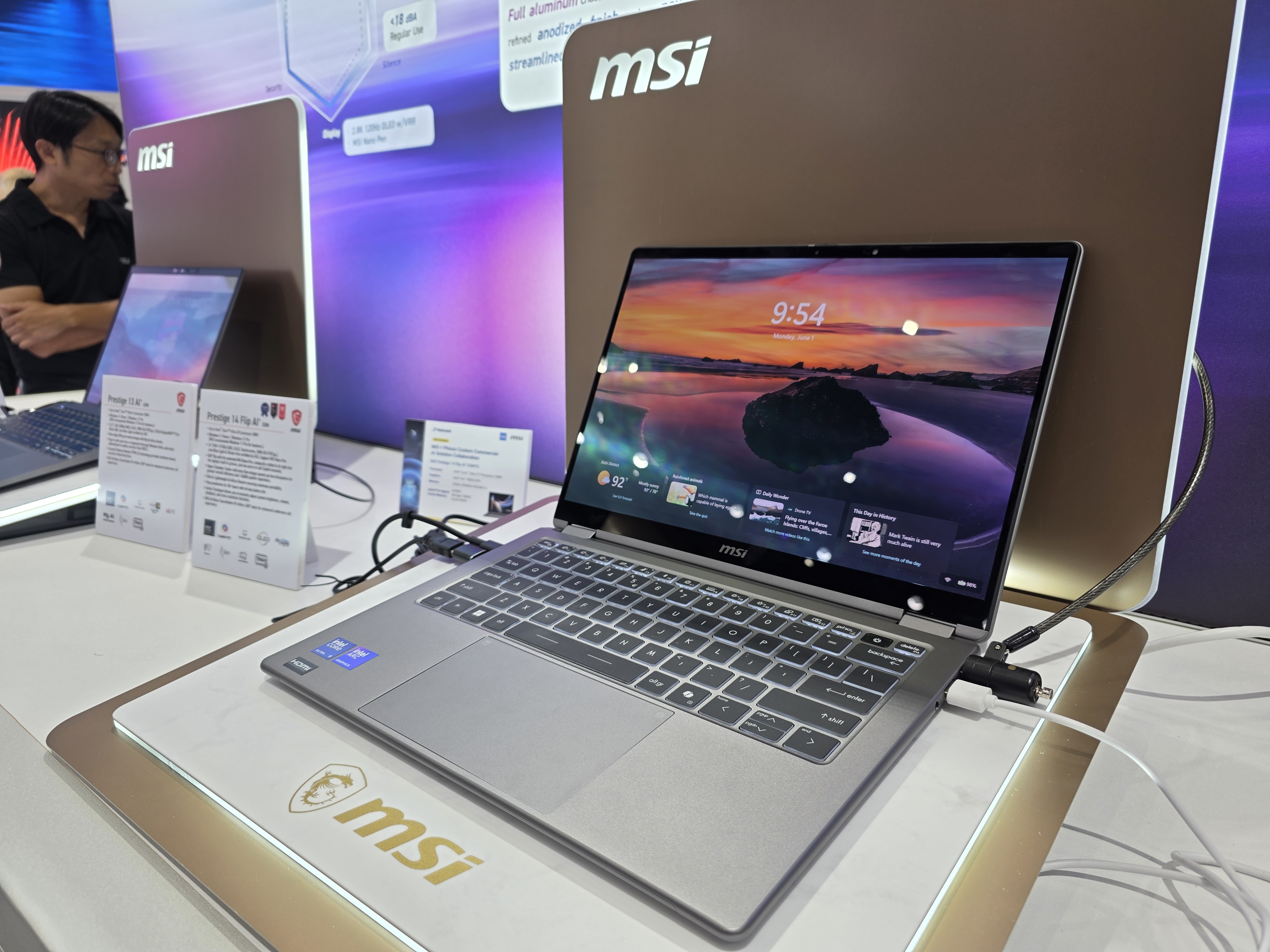 MSI Prestige 13 AI+