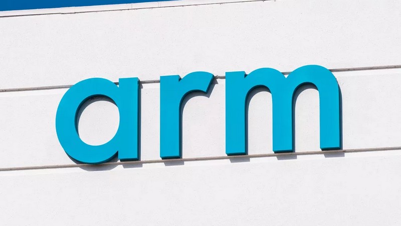 Arm si snaží uvolnit ruce převodem podílu ve vzbouřeném podniku Arm China