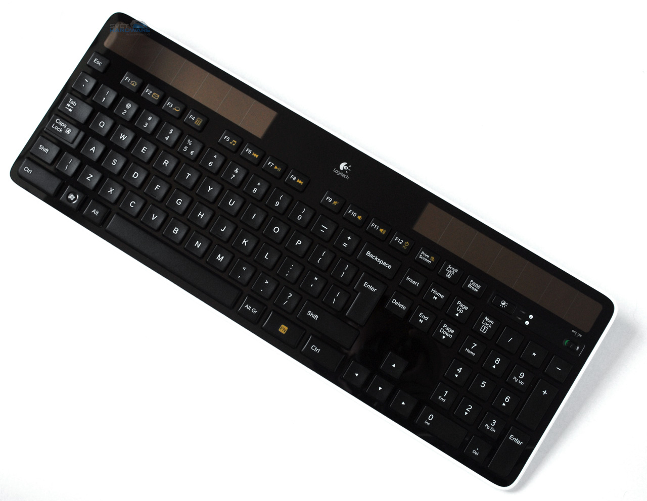 Logitech K750: klávesnice dobíjená světlem