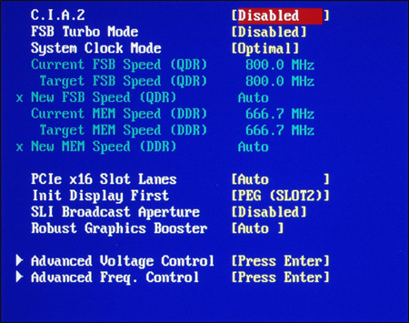 Gigabyte GA-8N SLI Quad Royal - je libo 8 monitorů?