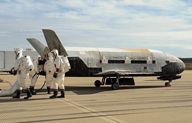 SpaceX se chystá vypustit záhadný miniraketoplán X-37B