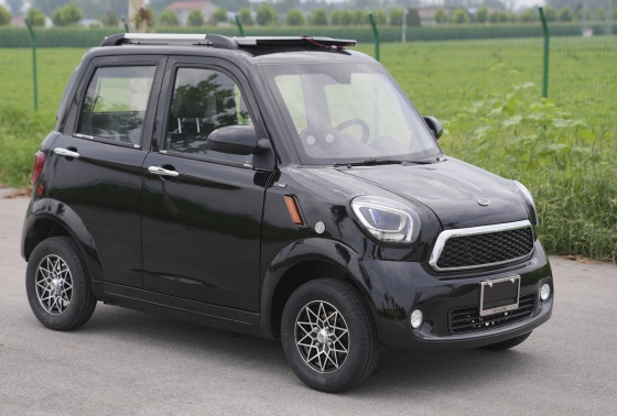 Wink: další pokus o "lidové" elektromobily i se solárem