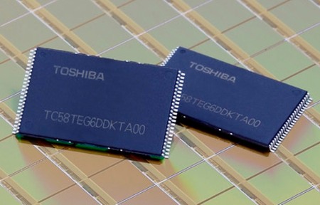 Toshiba odstartuje masovou produkci nových 19nm NAND Flash