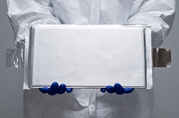 Factorial Energy otestoval své solid-state články: uchovaly si 97,3% kapacity