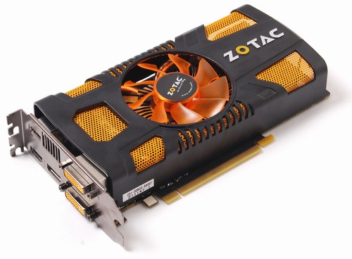 ZOTAC uvádí GeForce pro tři nezávislé Full HD displeje
