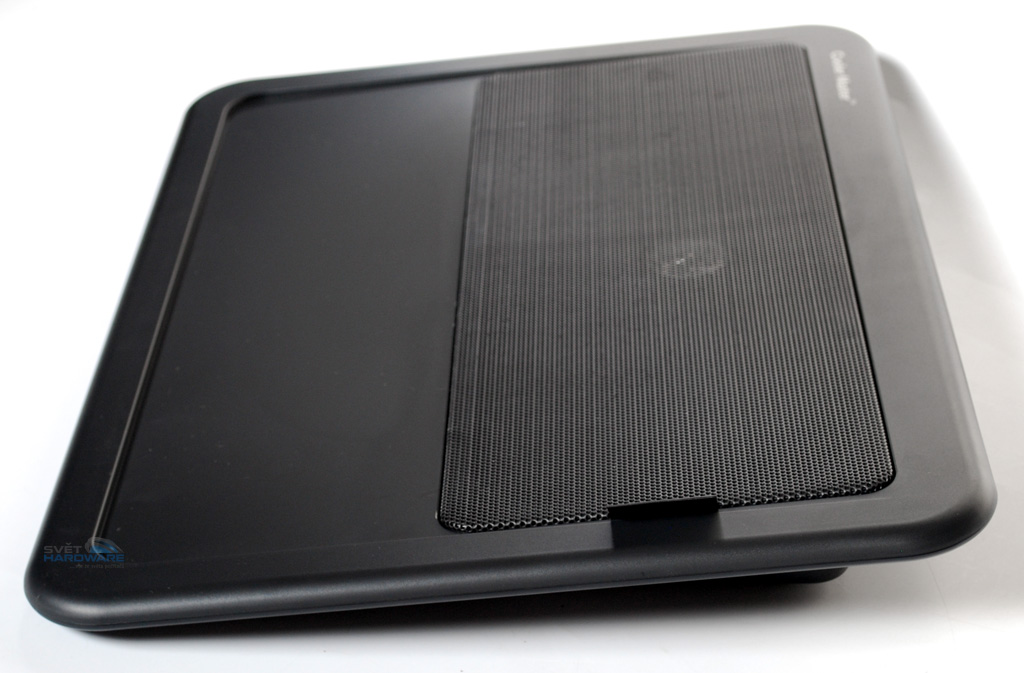 CM NotePal LapAir: chladivá i pohodlná