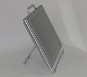 Shuttle XP17: stylový LCD monitor pro náročné