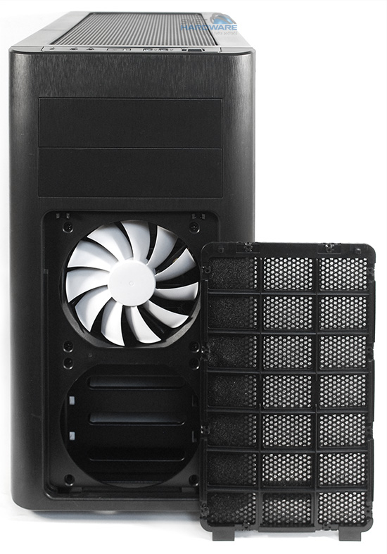 Fractal Design Arc Mini R2: malá, ale prostorná