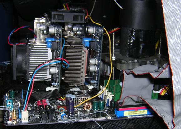 2 x XFX 6600GT ve SLI módu: 17 000 v 3DMarku 03