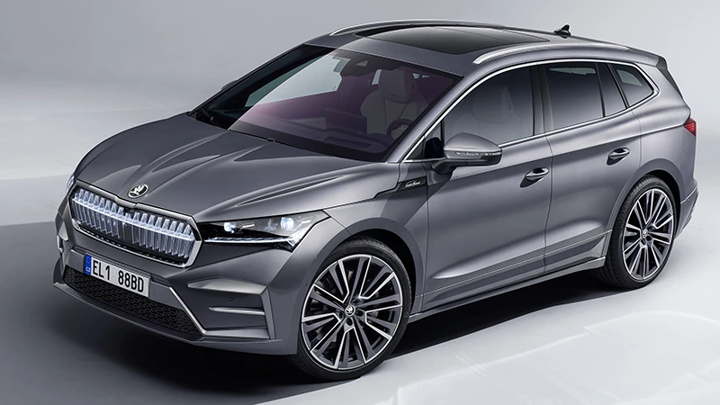 Škoda Enyaq dostává verzi Laurin&Klement s vyšším výkonem a až 570km dojezdem