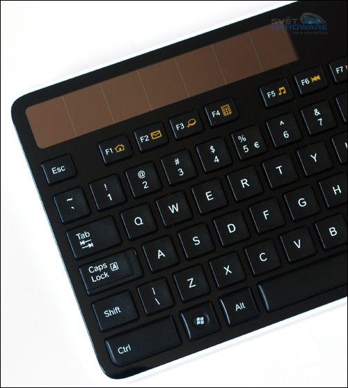 Logitech K750: klávesnice dobíjená světlem