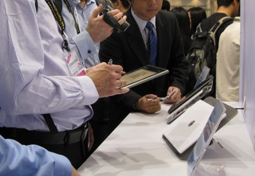 Asus na Computexu a nový Eee Pad, Eee Tablet a smartphone Garmin-Asus A10