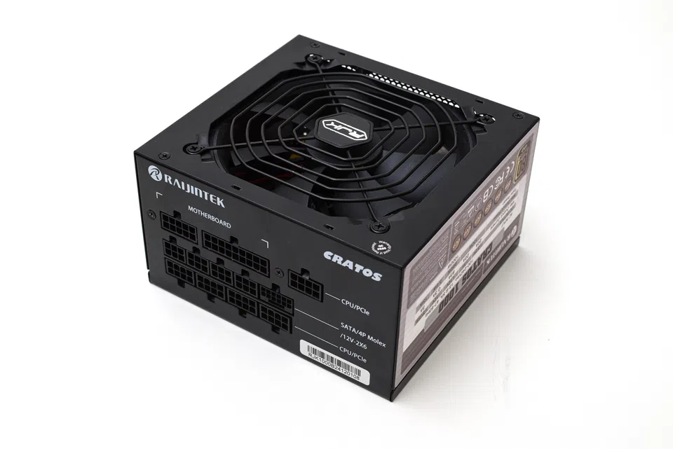 Hledáš dostupný, ale výkonný zdroj? Otestovali jsme Raijintek Cratos 1000 W