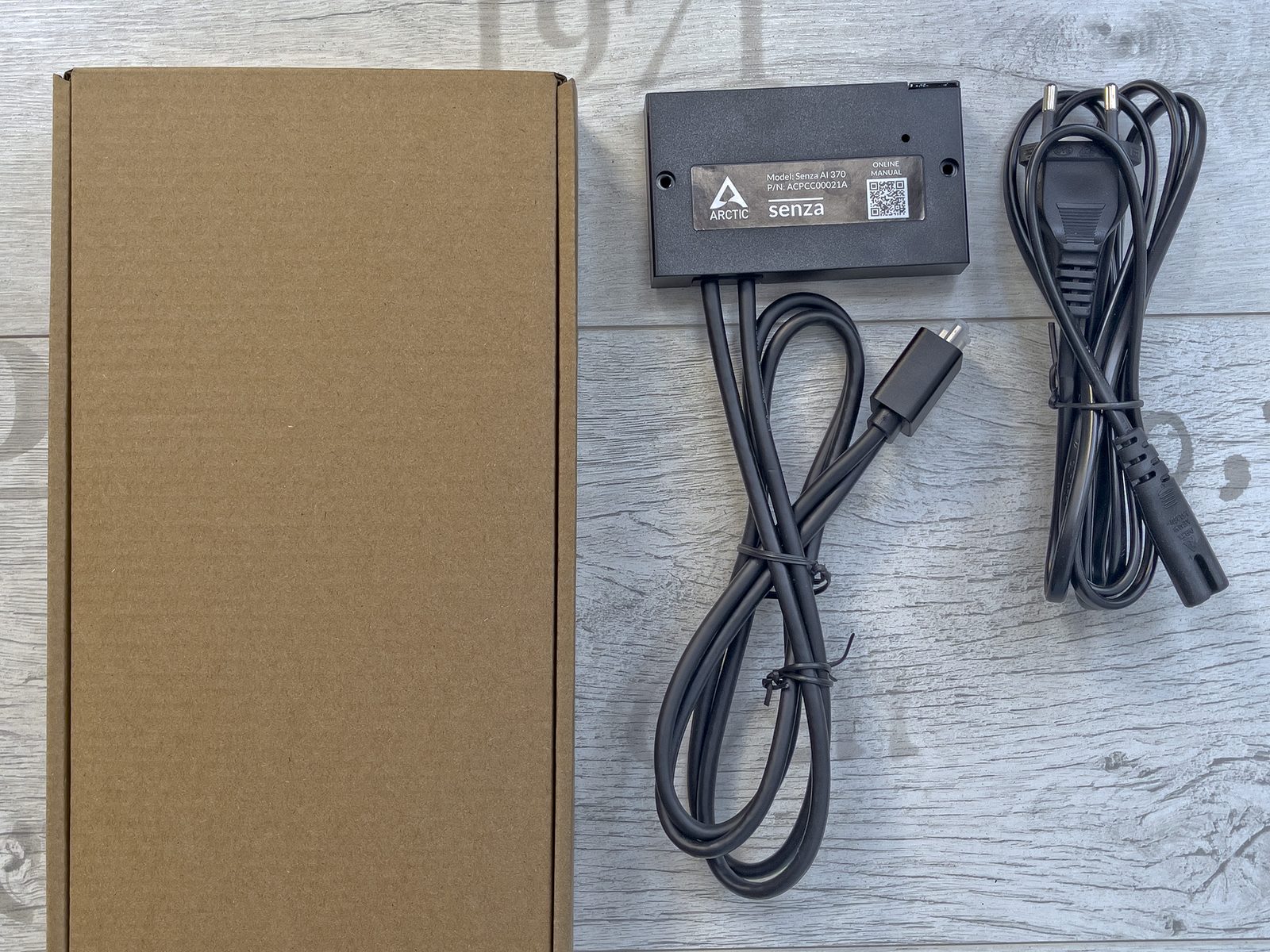Test mini počítače Arctic Senza AI 370 – neslyšný a neviditelný