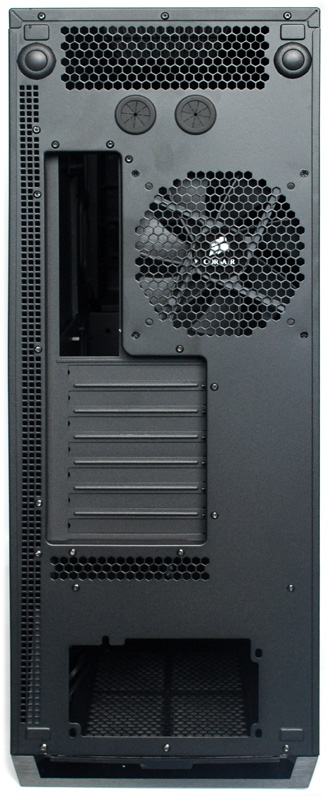 Corsair Obsidian 700D: černý elegán