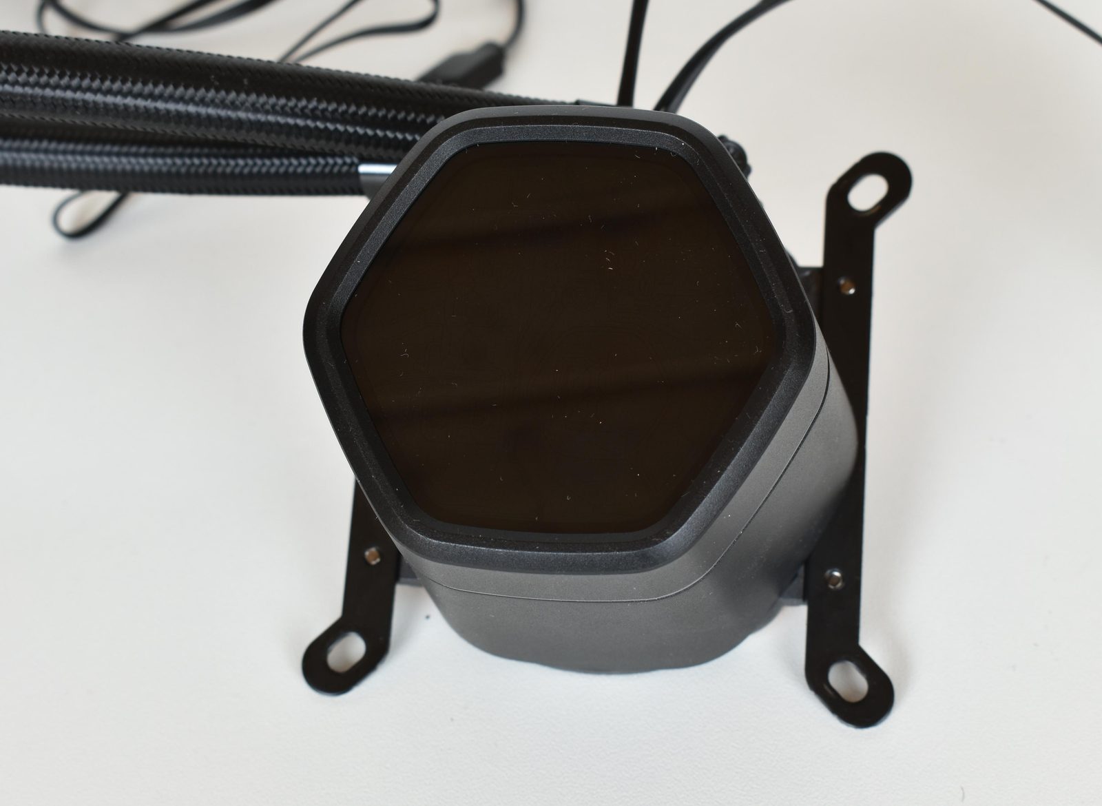 Cooler Master MasterLiquid Core Nex Digital 360 Black ARGB v testu