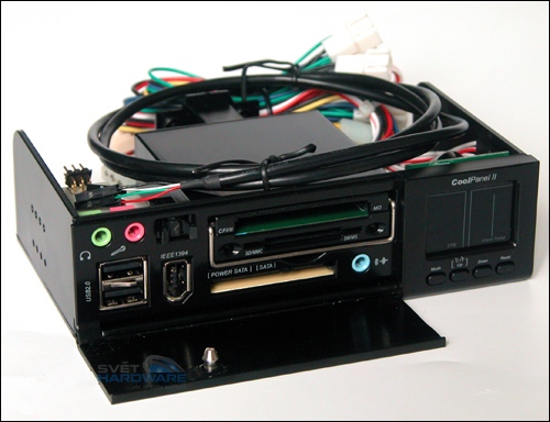 Test devíti multifunkčních panelů