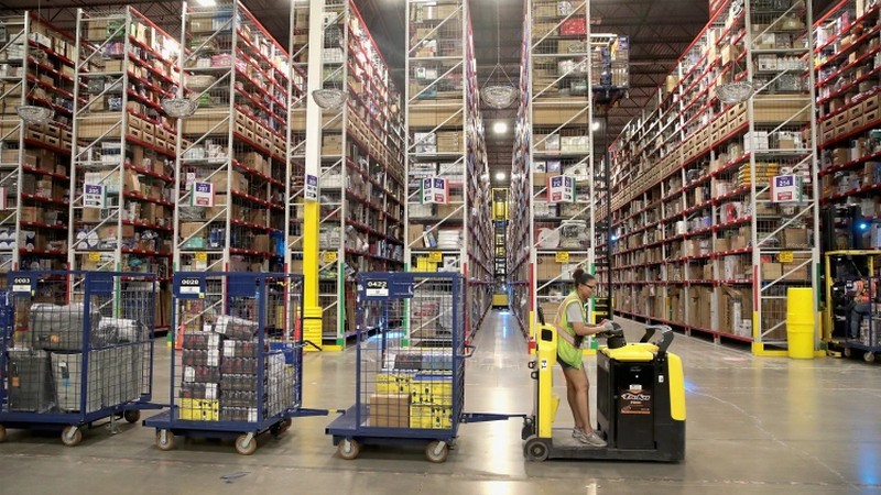 Aplikace Amazonu pro komunikaci má blokovat zprávy s nevhodnými slovy