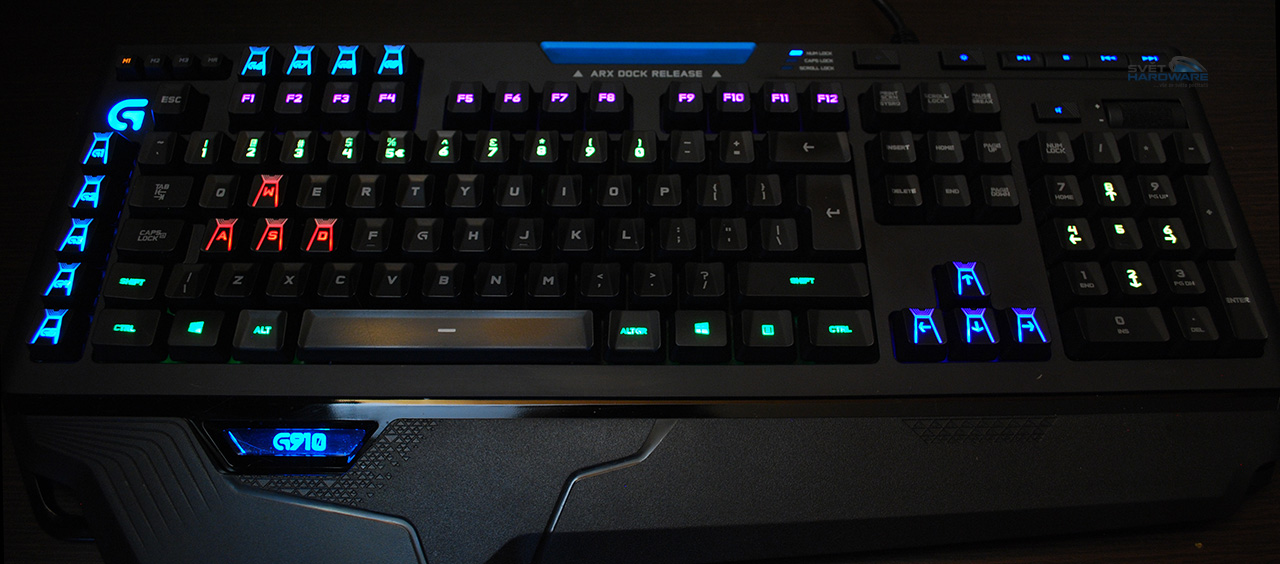 Logitech G910 Orion Spark: pestrobarevná mechanika