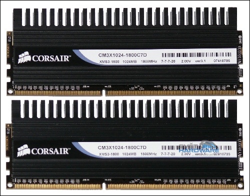 DDR3 1800 MHz: Corsair Dominator Twin3X2048-1800C7DF G