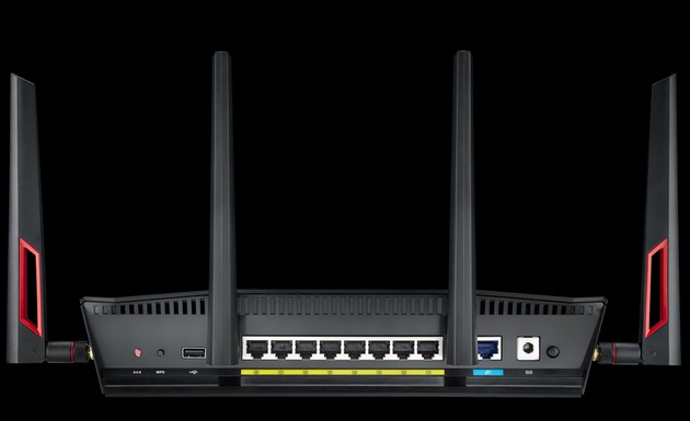 Asus RT-AC88U: výkonný router s osmi Gb LAN