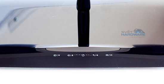 Philips 239C4QH: levný, tenký s e-IPS a LED