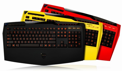 Gigabyte přichází s herní klávesnicí Aivia K8100
