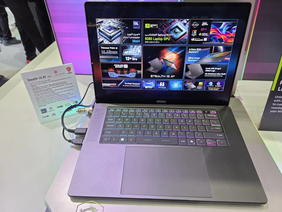 MSI Stealth 16 AI+