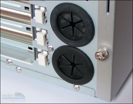 Gigabyte Poseidon: ocelový bůh moře