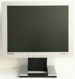 Samsung SyncMaster 152T - superštíhlá patnáctka